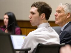 La difesa di Tyler Robinson chiede alla corte di bloccare le telecamere per la prossima udienza di persona