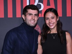 La rottura del capitano di calcio americano con il golfista diventa complicata dopo le accuse sul profilo degli appuntamenti