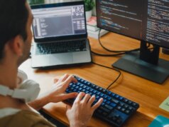 Il rapporto afferma che le offerte di lavoro per ingegneri software program sono aumentate del 30% quest’anno