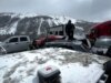 L’autostrada del Colorado precipita nel caos dopo un massiccio incidente di 75 veicoli, in un clima invernale pericoloso