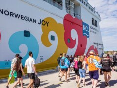 La linea di crociera aggiunge improvvisamente costi aggiuntivi per i passeggeri poiché i viaggiatori temono che altri possano seguirli