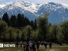 La città del Kashmir cerca di riconquistare i turisti dopo un attacco mortale