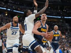 La tripla doppia di Jokic aiuta i Nuggets a evitare l’eliminazione contro i Timberwolves