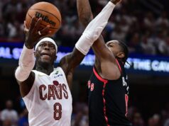 Il discorso di Schroder all’intervallo e il forte quarto quarto hanno scatenato i Cavaliers sui Raptors