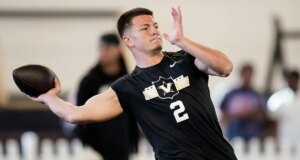 L’ex stella del soccer universitario Diego Pavia ha colpito con la “realtà brutale” durante il Draft NFL, cube il giornalista sportivo