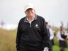 Statua d’oro di Donald Trump installata a Doral prima del ritorno del PGA Tour sul campo da golf del presidente