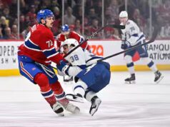 Martin St-Louis saluta la resilienza d’Arber Xhekaj: «Ce n’est pas la norme de la génération actuelle»