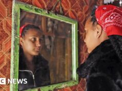 “Mi hanno detto che period morto”: i bambini nati vicino a una base militare scoprono la verità sui padri soldati britannici