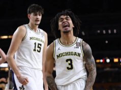 Il Michigan tiene a bada l’UConn per conquistare il primo titolo nazionale di basket maschile dal 1989