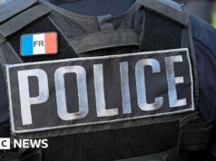 Un francese accusato di aver chiuso il figlio in un furgone per più di un anno