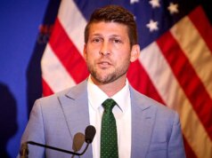 La Florida minaccia Large Tech di multe “miliardarie” per gli utenti minorenni