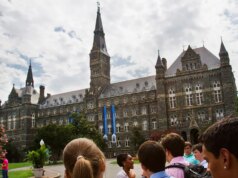 Il professore di Georgetown cube di “superarlo” alle preoccupazioni delle bande di stupratori musulmane