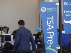 TSA PreCheck offre sconti ai viaggiatori più giovani. Ecco cosa sapere.
