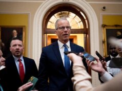 Il Senato fa il primo passo verso la advantageous della chiusura del DHS mentre Trump promette di pagare i lavoratori