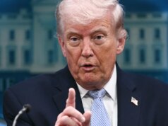 Trump annuncia "doppia faccia" cessate il fuoco con l’Iran, cube che lo stretto di Hormuz deve essere riaperto