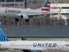 La fusione tra United e American Airways danneggerebbe i consumatori, dicono i senatori