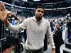 Giannis Antetokounmpo definisce l’emarginazione “irrispettosa” mentre la stagione dei Bucks volge al termine