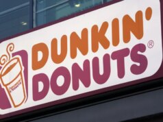 Dunkin’ oggi regala oltre un milione di caffè gratuitamente: come richiederlo il primo di aprile