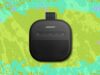 Bose SoundLink Micro (2a generazione) è sceso al suo miglior prezzo di sempre su Amazon: risparmia $ 30