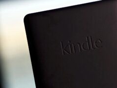 I proprietari di Kindle sono furiosi per il piano di Amazon di interrompere il supporto per i dispositivi più vecchi
