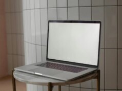 Taglia la spazzatura digitale con AdGuard per $ 16 una tantum