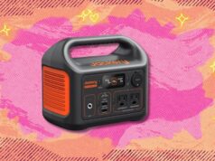 La centrale elettrica portatile Jackery Explorer 300 è tornata a un prezzo document su Amazon: preparati per la stagione del campeggio