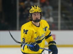 TJ Hughes, Max Plante ed Eric Pohlkamp sono stati nominati finalisti per l’Hobey Baker Award