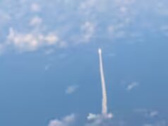 Guarda: il lancio di Artemis II ripreso dall’interno di un jet commerciale sopra il Kennedy Area Heart