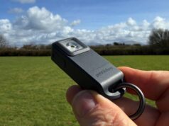 Pebblebee Halo vs. AirTag: uno di questi tracker ha una sirena da 130 dB e una luce stroboscopica