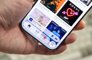 Apple offre rari rami d’ulivo agli odiatori del vetro liquido