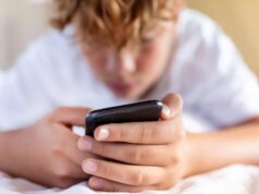 I genitori ora possono vedere cosa chiedono i loro figli a Meta AI