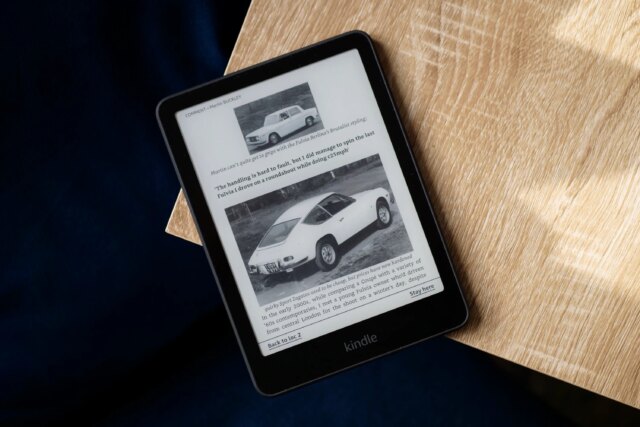 kindle-paperwhite-2024-magazine-page.jpg