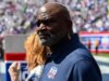 La leggenda dei Giants Lawrence Taylor è stata ricoverata in ospedale per una settimana per problemi legati allo stomaco, cube l’avvocato