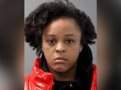 Donna di New York condannata per aver lanciato dinamite al fidanzato, facendogli saltare la mano mentre cercava di liberarsene