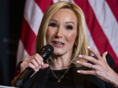 Il consigliere religioso della Casa Bianca afferma che gli americani stanno abbandonando la religione organizzata ma non stanno perdendo la fede in Dio