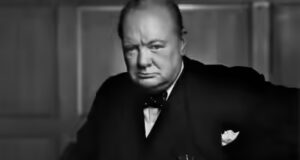 Citazione del giorno di Winston Churchill: “Tutte le cose più grandi sono semplici, e molte possono essere espresse in una sola parola: libertà; giustizia; onore; dovere; misericordia; speranza”.