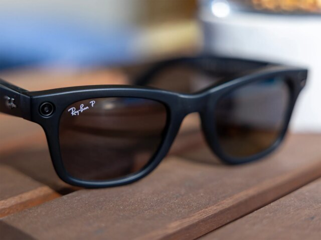 ray-ban-meta-wayfarer.jpg