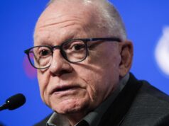 Guarda dal vivo: Jim Rutherford dei Canucks incontra i media dopo il licenziamento di Allvin