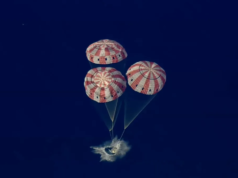 Gli astronauti dell’Artemis II atterrano sani e salvi dopo la missione sulla Luna