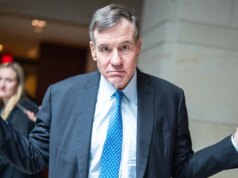 Il Senato Democratico evita di rispondere se Swalwell debba dimettersi dal Congresso