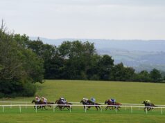 Dowman e Girl Blanche si scontrano a Tub