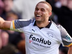 Il Derby ha battuto lo Stoke per mantenere vivo il sogno degli spareggi