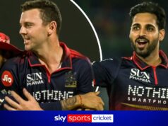 SEI WICKET in quattro over! Le maiuscole LOTTA contro RCB nella canzone!