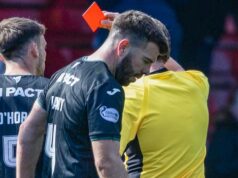 L’Aberdeen ha battuto gli Hibs regalando a Robinson la prima vittoria come capo allenatore