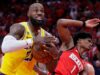 James aiuta i Lakers a tornare tardi per andare 3-0 contro i Rockets