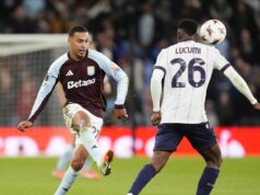 Il VAR salva Villa mentre il Bologna inizia alla grande LIVE!