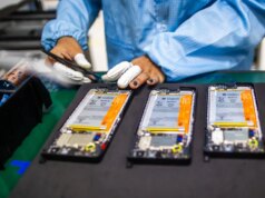 L’India prepara incentivi per l’esportazione di smartphone per dare una spinta a Apple