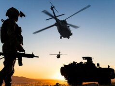 L’ex comandante del CENTCOM mette in guardia contro l’operazione terrestre “rischiosa” degli Stati Uniti per sequestrare l’uranio arricchito dell’Iran