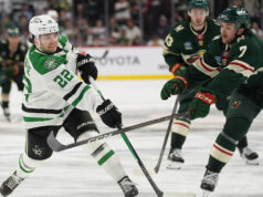 Punti salienti: le stelle sfruttano le oscillazioni dello slancio verso il Wild superiore nel gioco 3