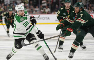 Punti salienti: le stelle sfruttano le oscillazioni dello slancio verso il Wild superiore nel gioco 3